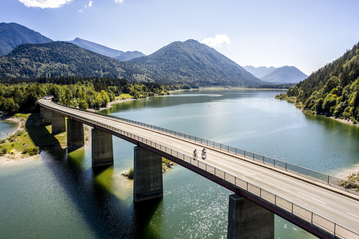 Auf den Wasser-Radlwegen über den Sylvensteinspeicher