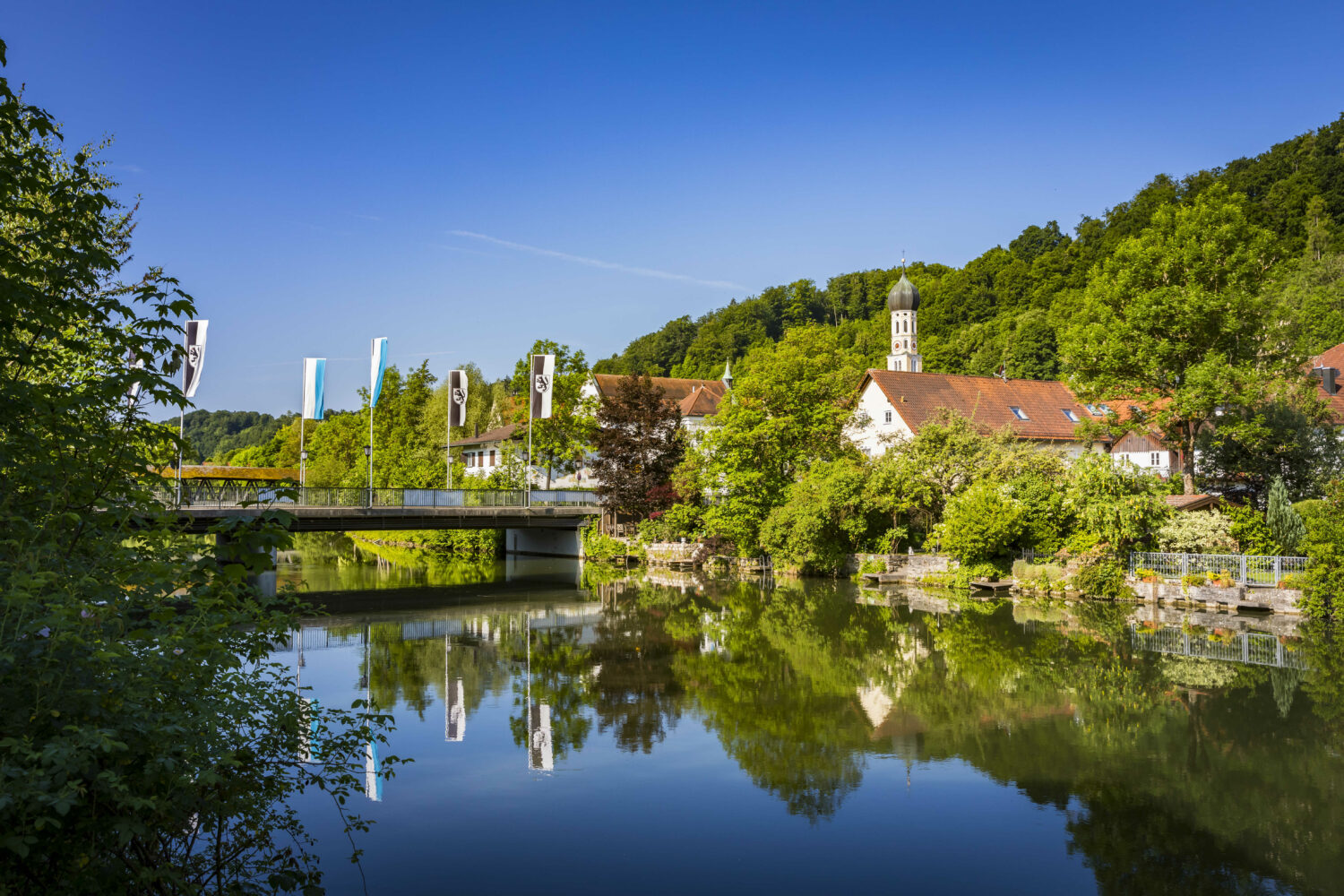 Blick auf die Altstadt von der alten Floßlände.